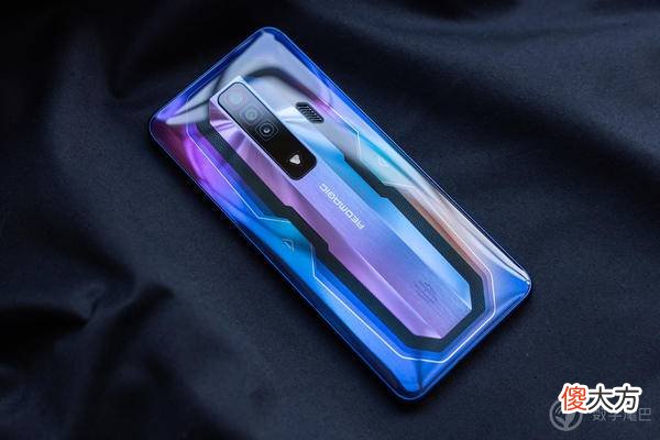 这才是游戏手机该有的样子 游戏手机是长什么样子