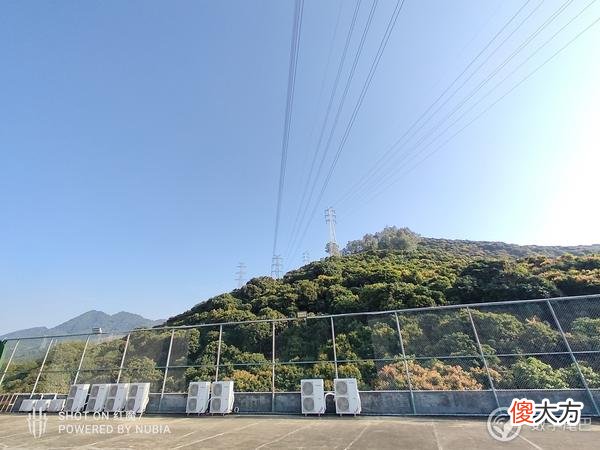 这才是游戏手机该有的样子 游戏手机是长什么样子
