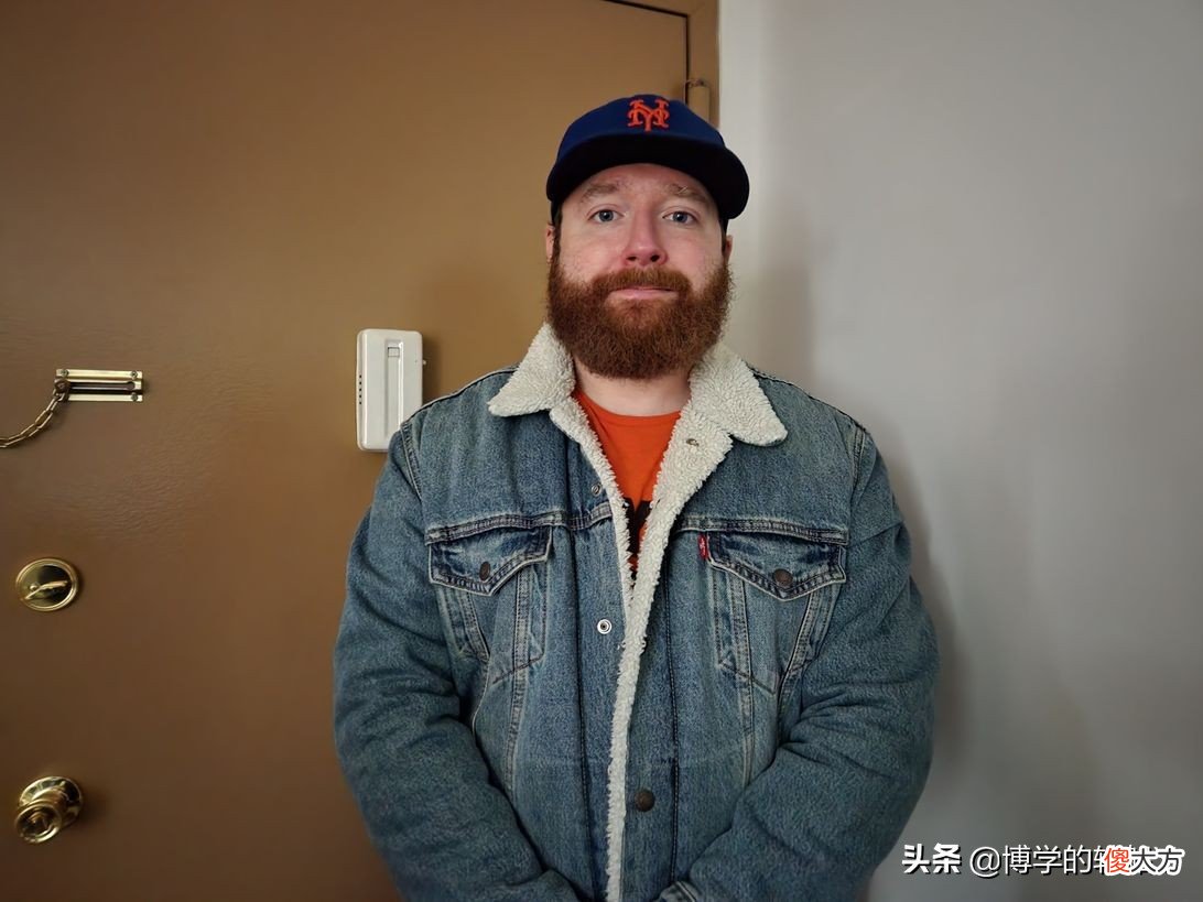 袖珍手机具有出色的相机 袖珍相机推荐