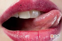 女人左边嘴唇上方长痣有什么意思