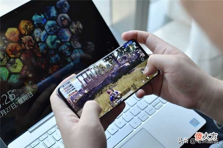 想买小米手机打游戏 玩游戏买小米