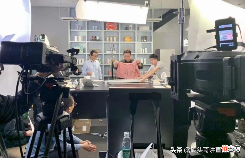 抖音直播需要哪些硬件设备 抖音直播需要什么硬件