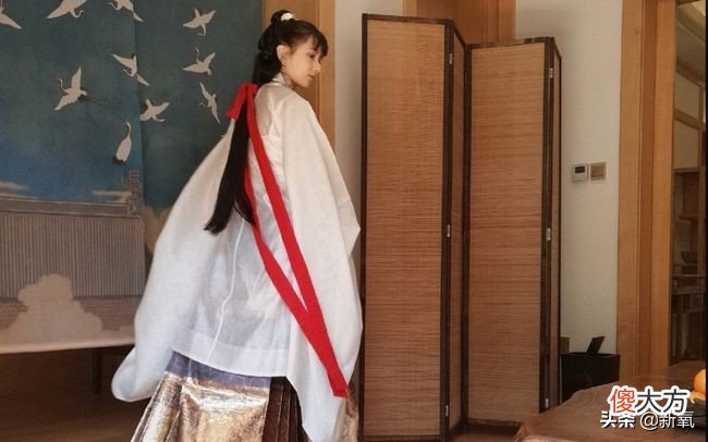 被《长歌行》炸出来的18岁海藻美少女，真实年龄竟然40岁