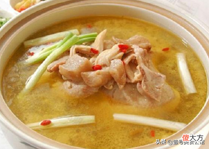 美味的酸汤萝卜老鸭煲 酸汤萝卜炖老鸭
