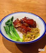 海南猪脚饭和广东隆江猪脚饭，哪个更好吃？