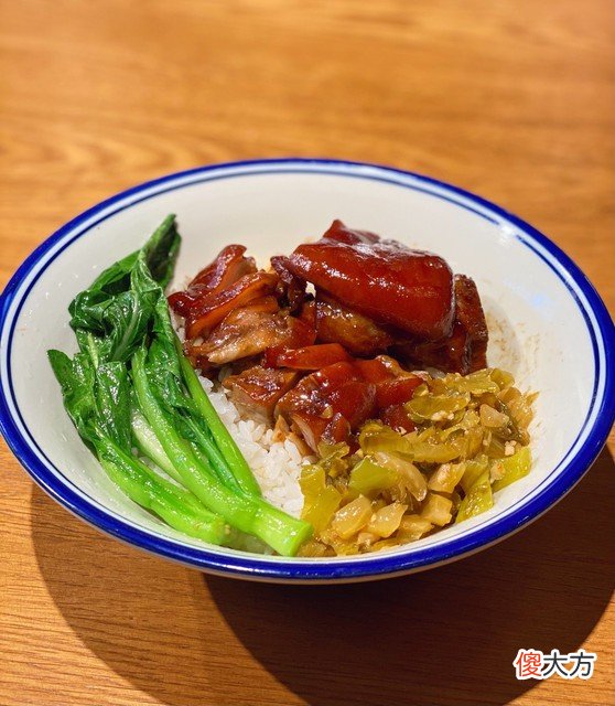 海南猪脚饭和广东隆江猪脚饭，哪个更好吃？