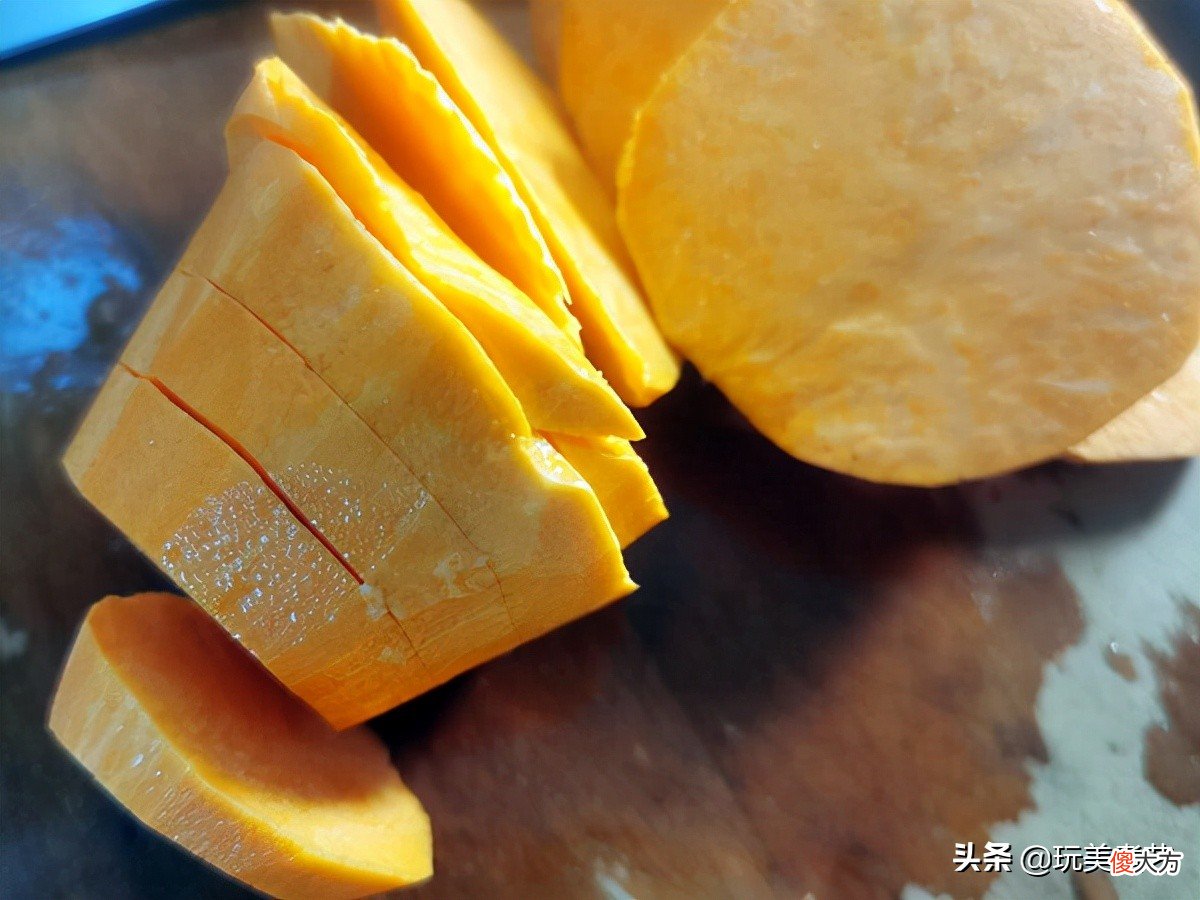 烤红薯又有新吃法 烤红薯