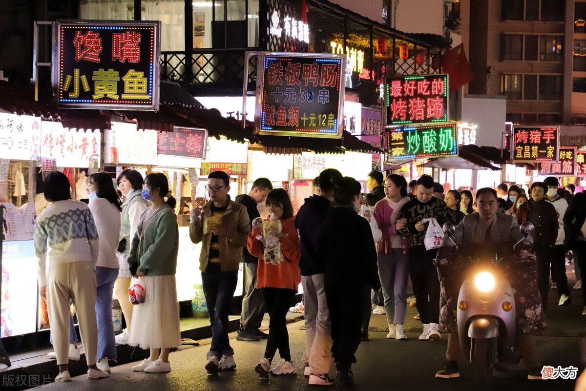 16块钱一份的生蚝 1块钱一个的生蚝