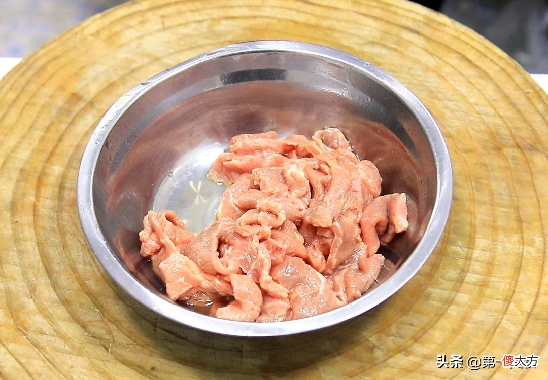 酸菜牛肉想要和饭店一样好吃 牛肉酸菜好吃吗