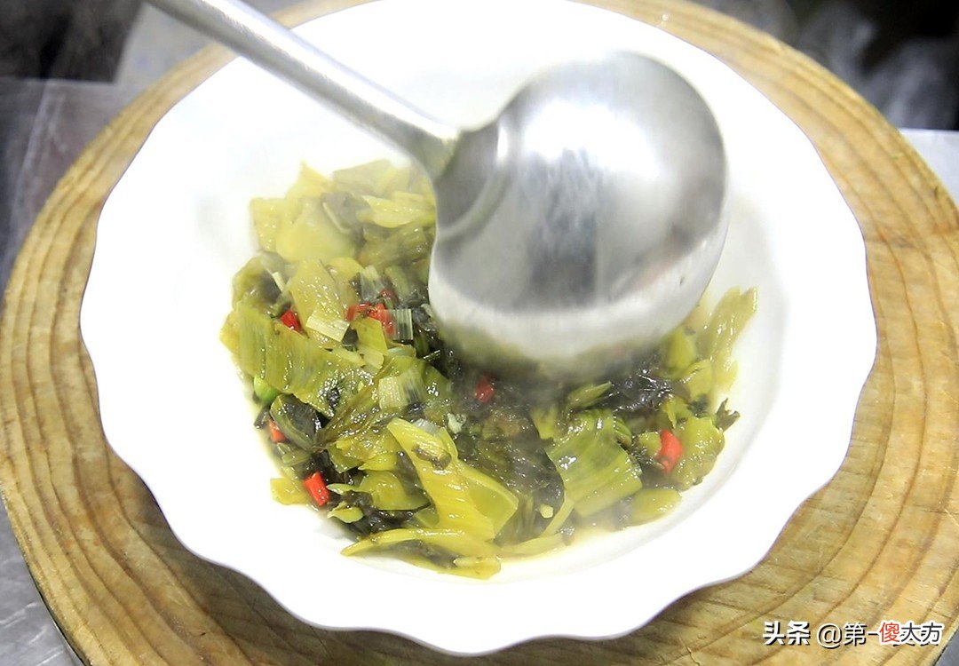 酸菜牛肉想要和饭店一样好吃 牛肉酸菜好吃吗