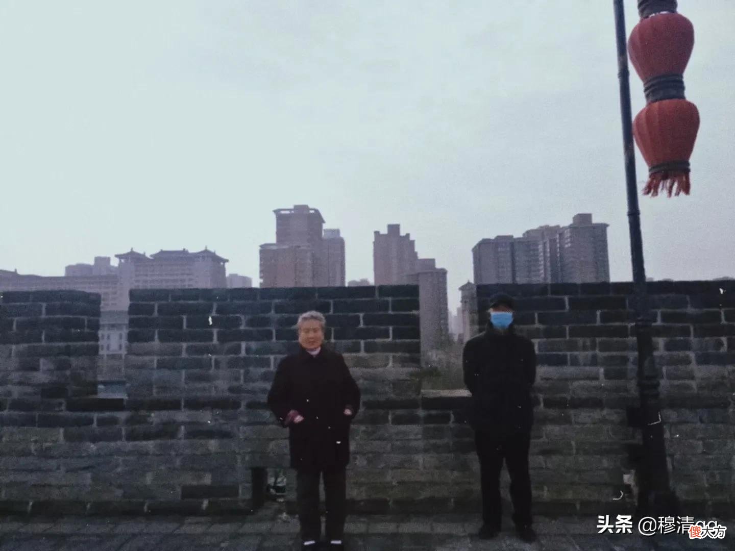 倔强奶奶和倔强孙女 奶奶强势与孙女吵架
