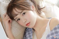 女孩子来大姨妈了怎么关心 女孩子来大姨妈了怎么关心买什么东西