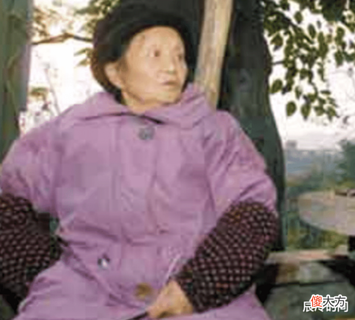 【爱历史】1997年, 八旬老汉与新找的老伴儿聊天时, 吃惊道: 我以前就娶过你