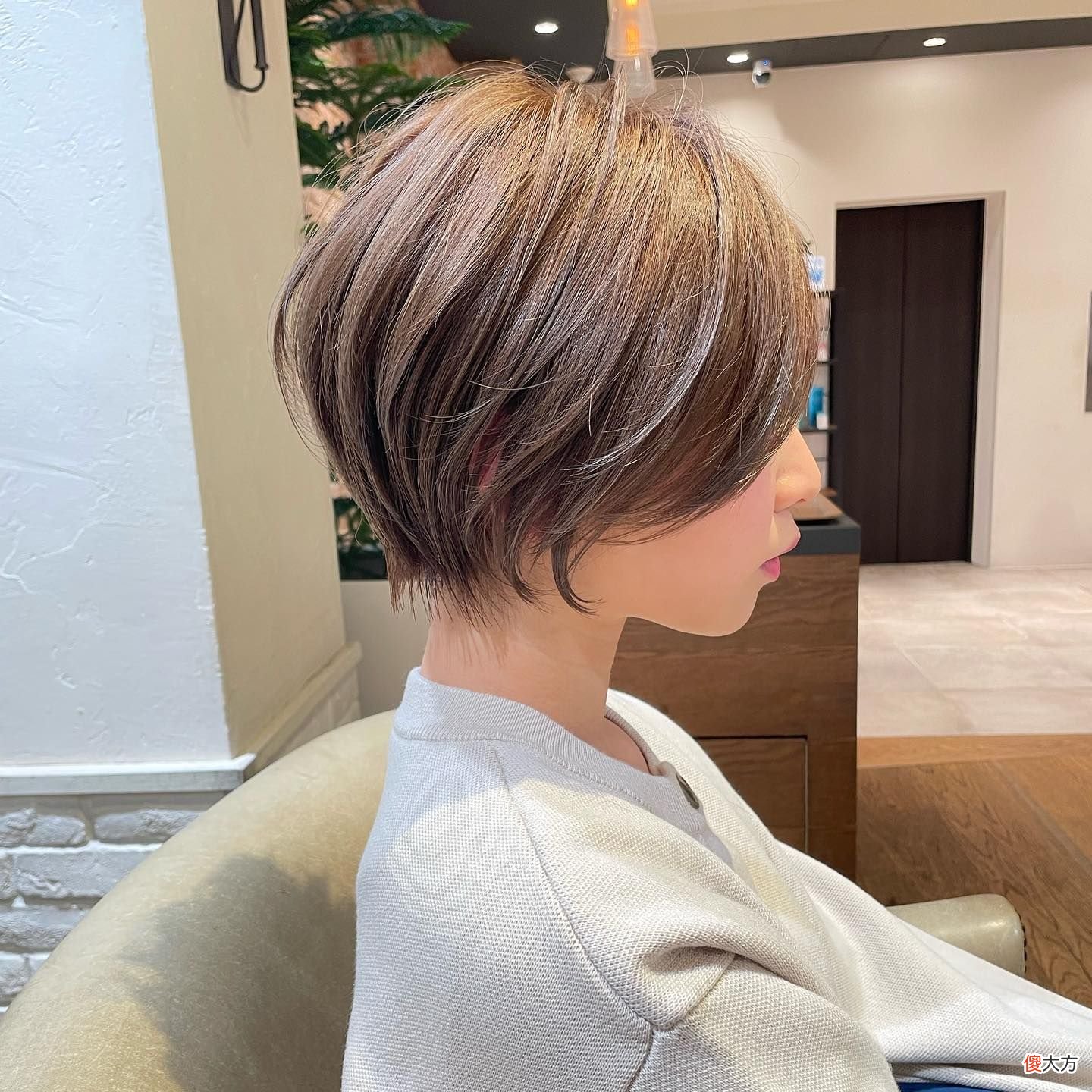 【就爱时尚】从短到长女发18款，推边短发很利落，烫发扎发真时尚