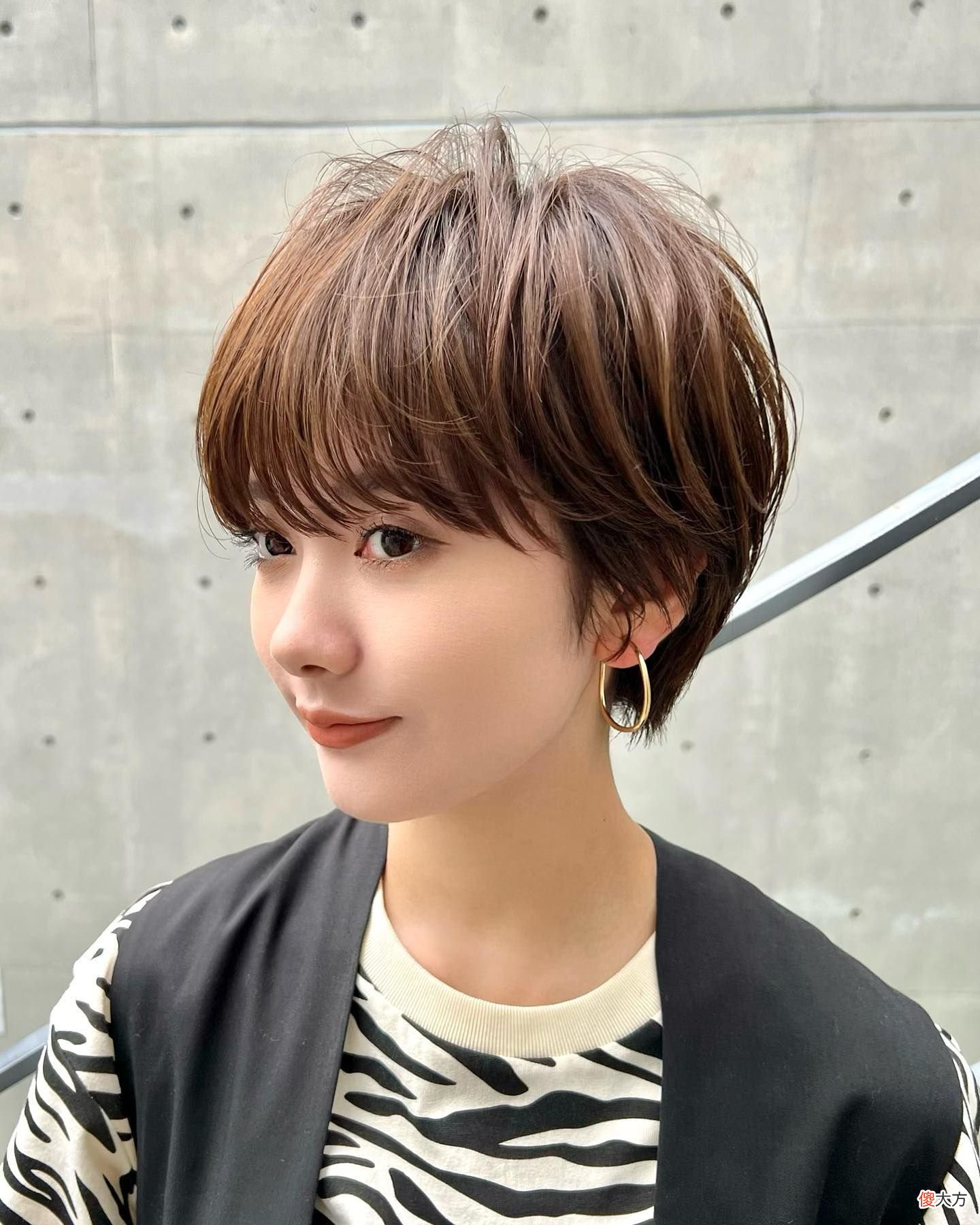 【就爱时尚】从短到长女发18款，推边短发很利落，烫发扎发真时尚
