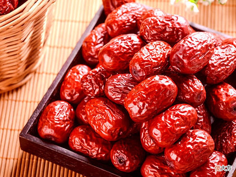 炖鸡汤常用的8种药材 炖鸡汤用哪些药材