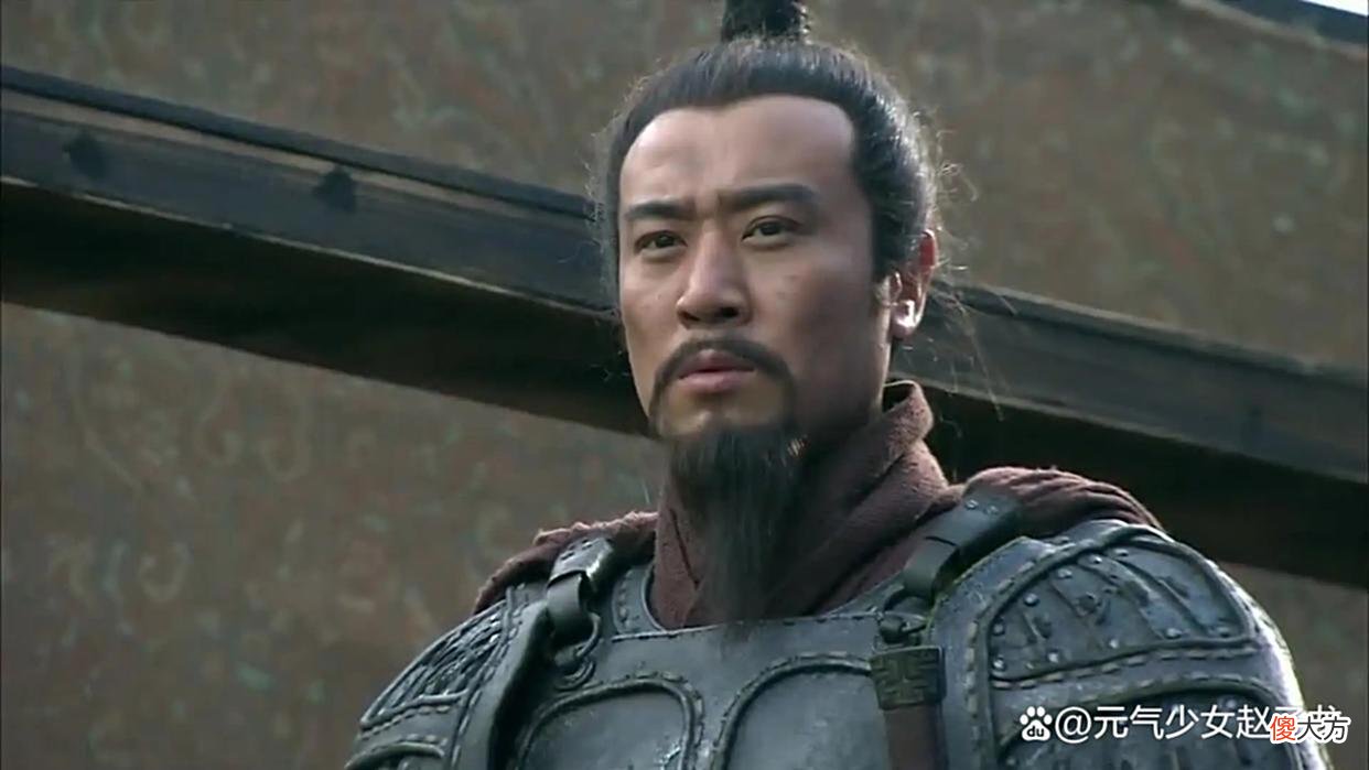 【爱历史】群雄逐鹿之时，如果刘备降曹，结局是像张绣还是像吕布？