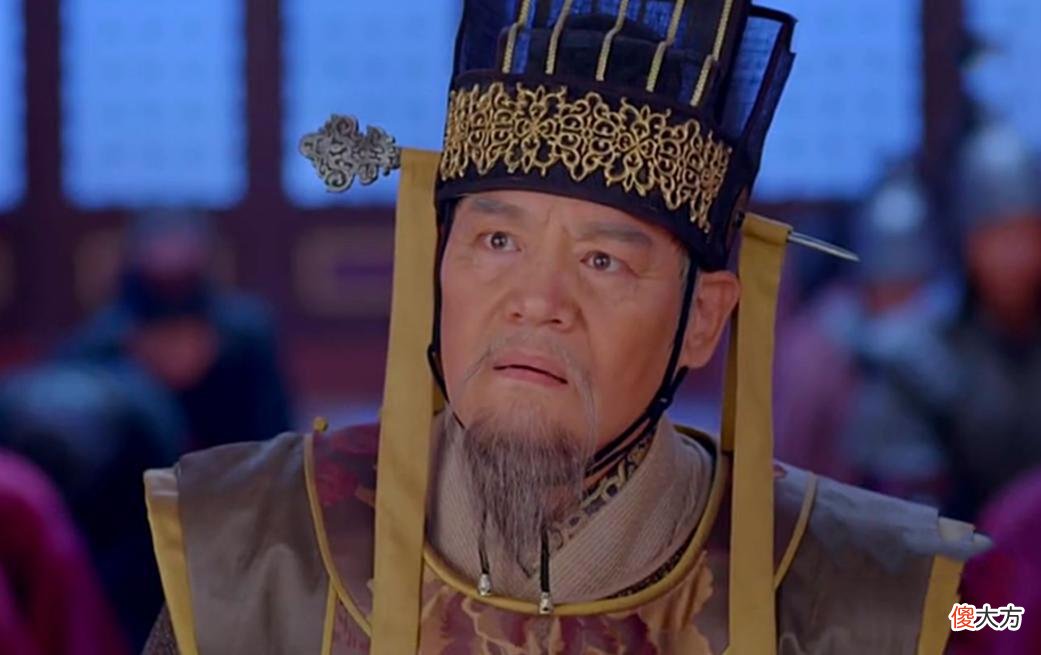 【历史故事】武则天退位，群臣庆贺，唯有姚崇痛哭，一年后发现，没哭的都死了