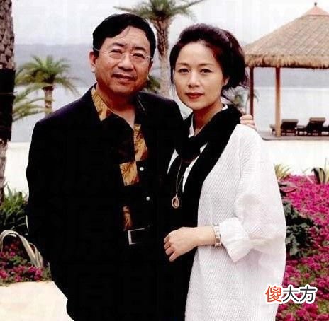 前妻的话让余秋雨无地自容 余秋雨与前妻