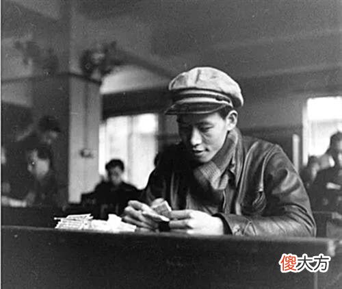 【历史故事】鲁迅当年的月薪三百六十块，放在今天是什么水平？