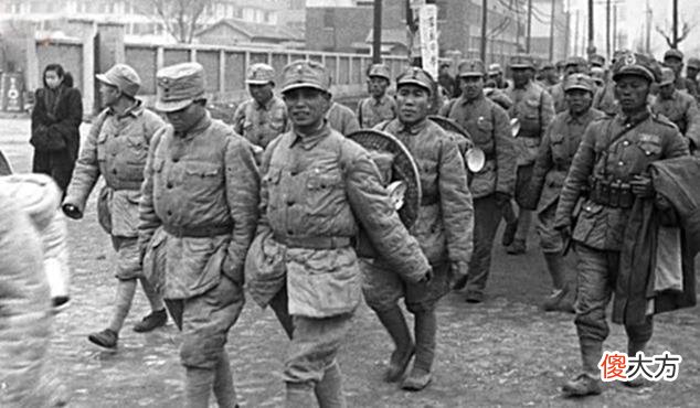 【爱历史】“少将满街走，少校不如狗”，国军叙任军衔体系有多混乱？