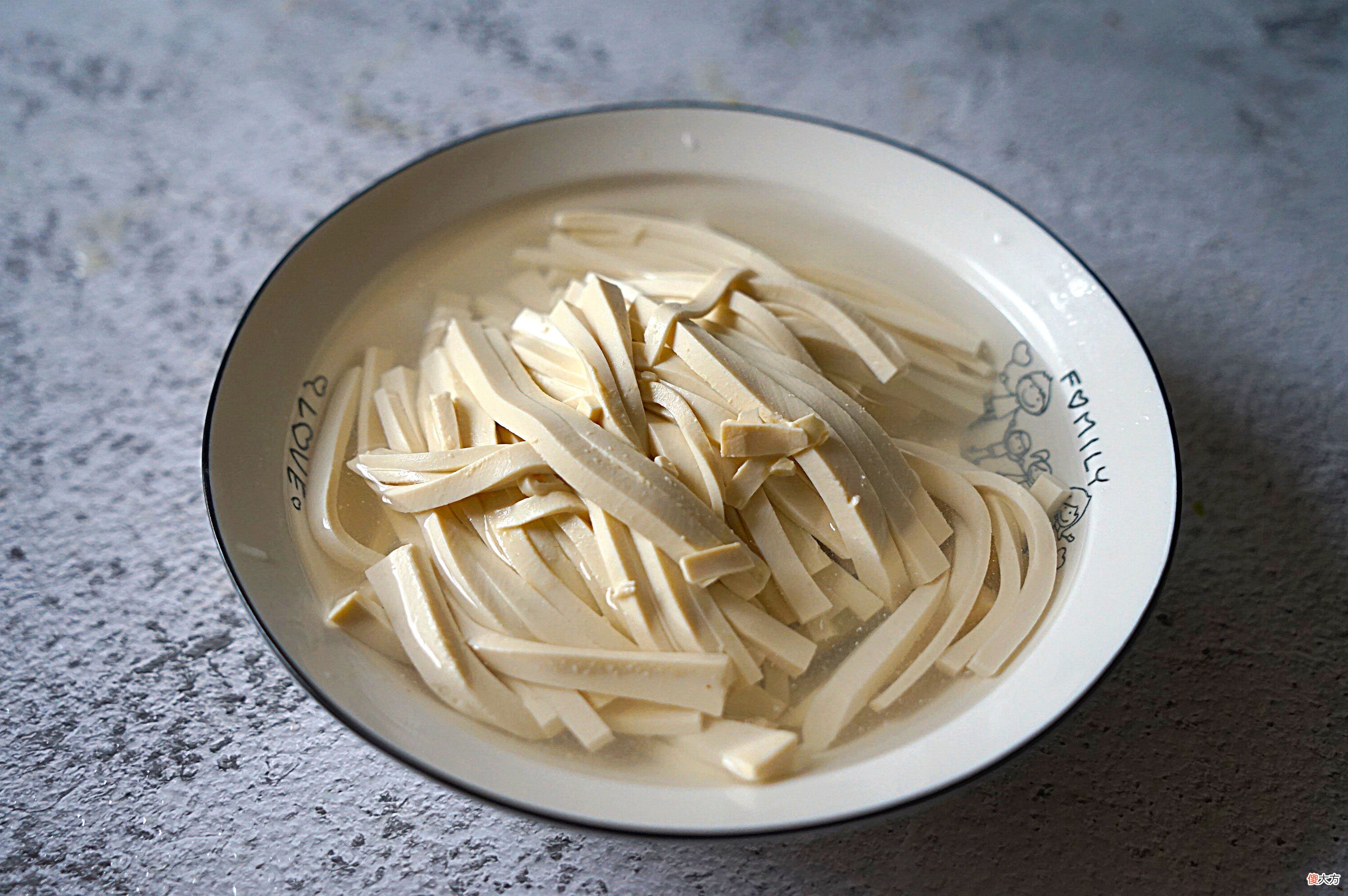 宁可不吃肉也不要错过这野菜 野菜是不能随便吃的