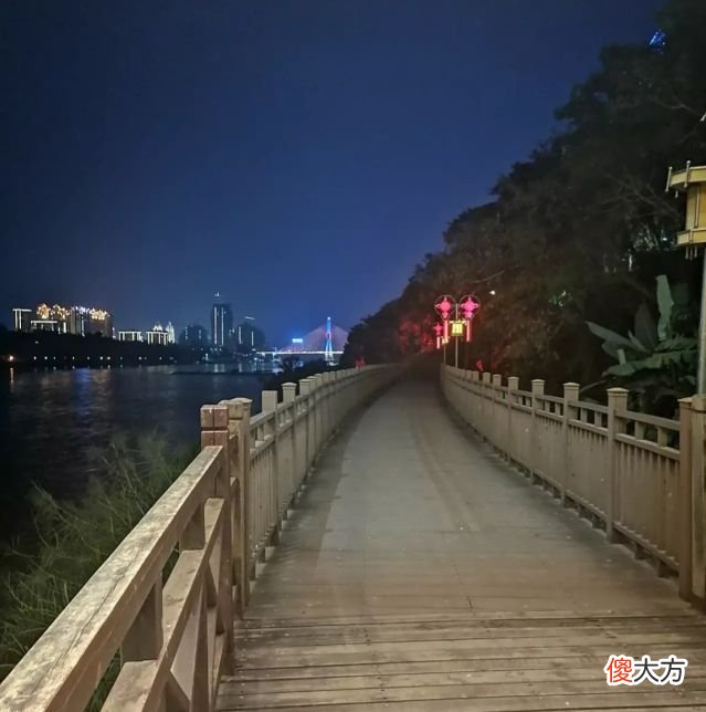 西双版纳州首府景洪市区内11处好玩景点 西双版纳景洪市好玩的地方