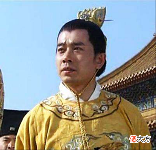 【历史故事】太子为救恩师跳入水中，侍卫将其救起，朱元璋：脱衣救人的斩了