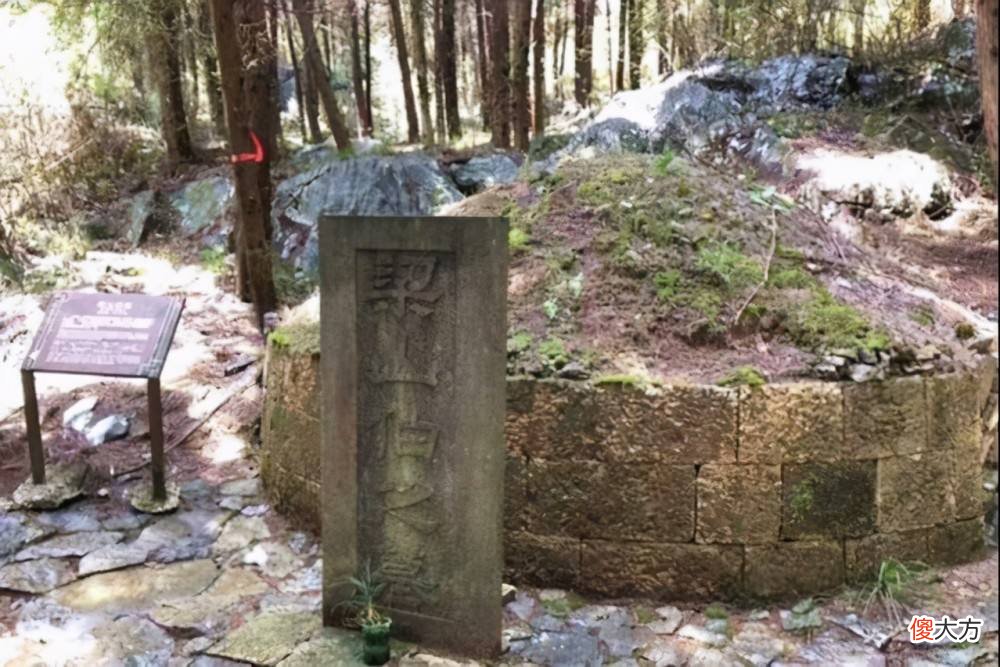 【历史故事】梁山伯墓在浙江千年古庙被挖出，墓志保存完好，揭开梁祝化蝶真相
