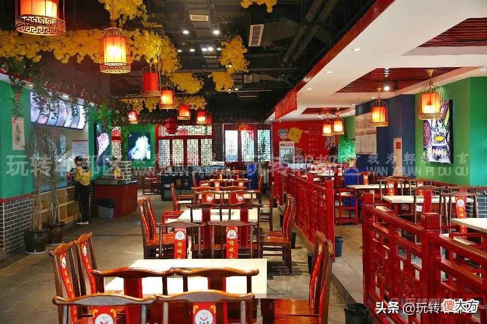 古风氛围+鲜货食材！郫都百伦这家锦城主题火锅成吃货新宠
