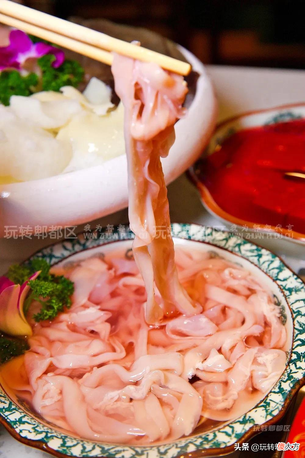古风氛围+鲜货食材！郫都百伦这家锦城主题火锅成吃货新宠