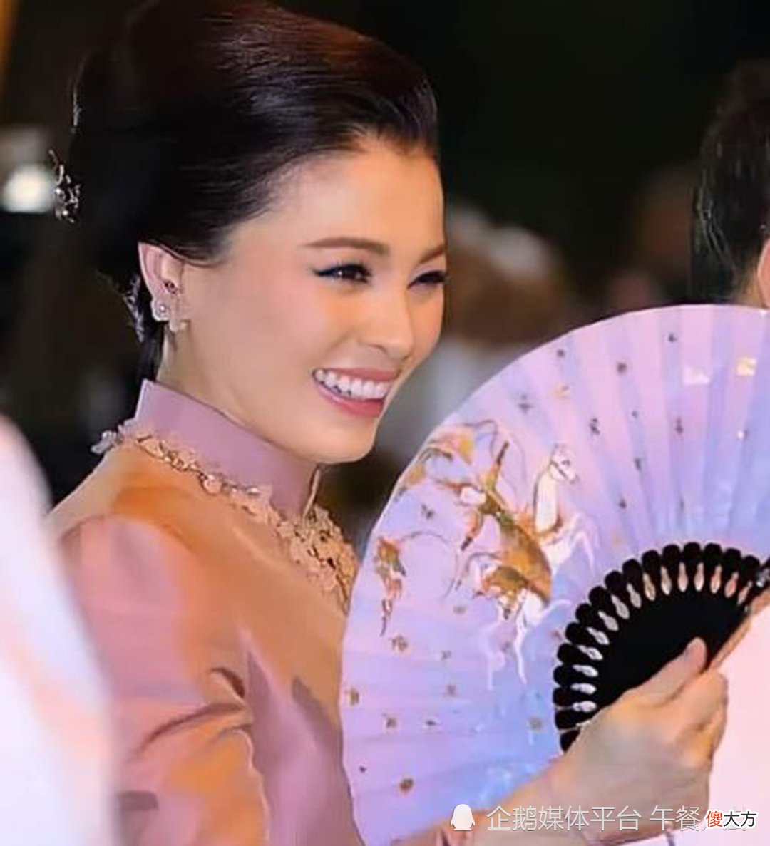 【历史故事】诗妮娜只是一枚棋子，西拉米才是泰王的最爱，苏提达依然稳坐后宫