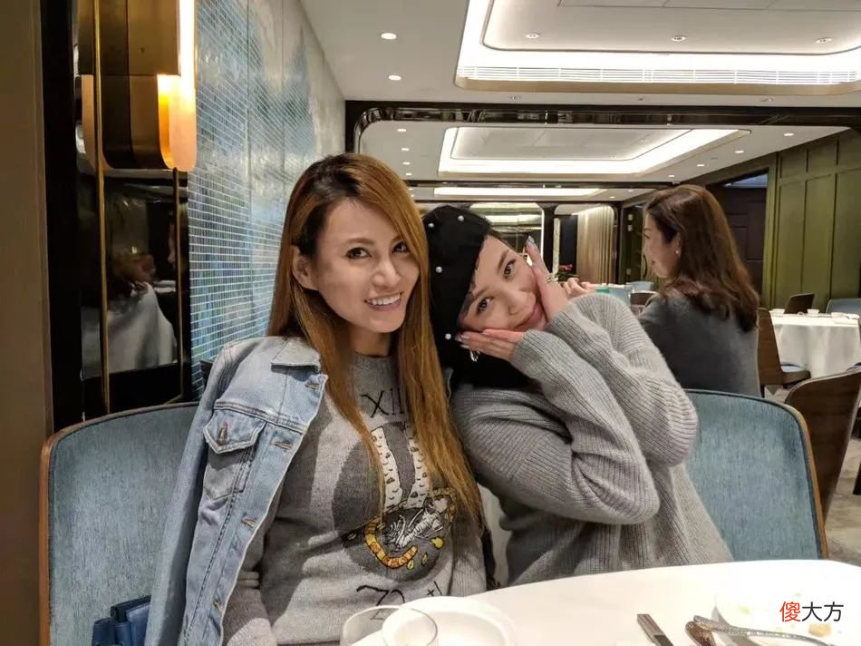 他才是真正的结婚狂 他真的结婚了
