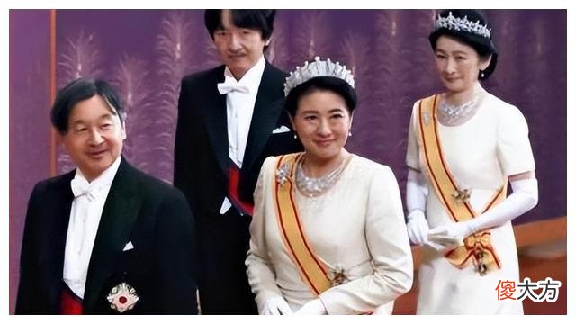 【爱历史】纪子妃人气跌落，美智子皇后发话了，盼望儿媳妇重塑皇室形象