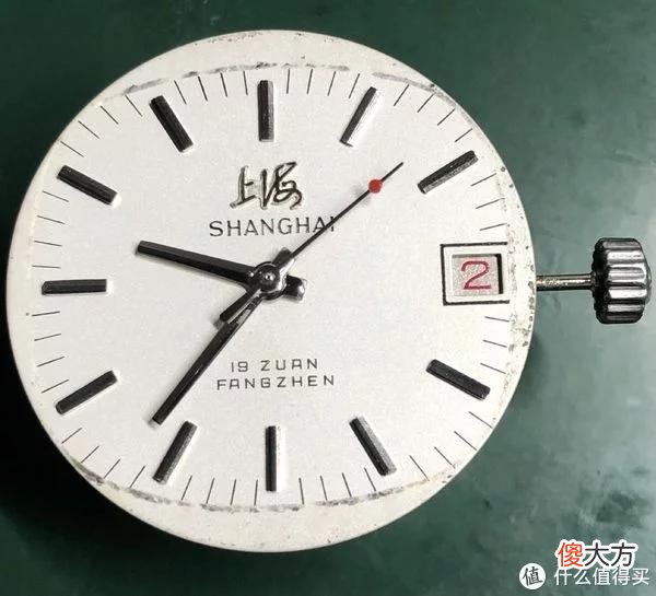 【就爱时尚】国表鉴赏之上海7221电视机手表保养
