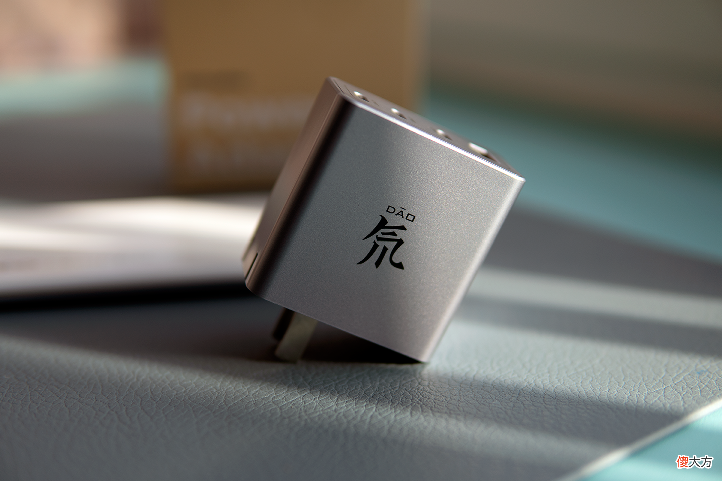 体积最小的四口充电器 体积最小的充电头