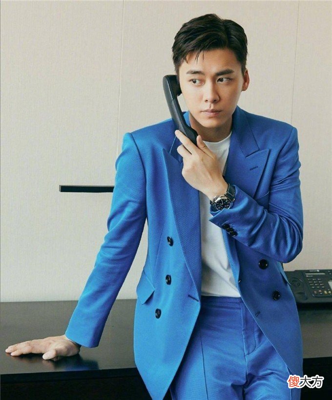 男人不管穿啥，建议少选这3种颜色，显得没气质还邋遢