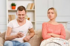 女人痛经怎么安慰 女人痛经怎么安慰他