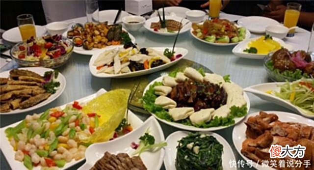 【历史故事】皇帝的一日三餐非常的奢侈，那剩下的饭菜会如何处理呢！