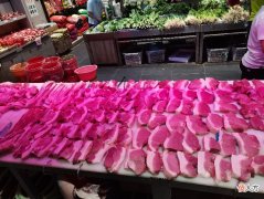 00后小伙子学卖猪肉的经历
