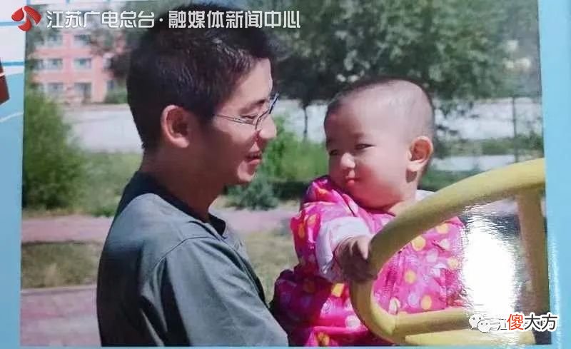 10年拍10万张照片，军嫂与戍边丈夫分享孩子成长：我和孩子就是他的动力