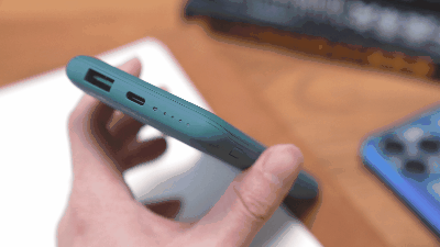 iPhone的好搭档,随身数码的补给站,闪焰狐无线充电宝分享