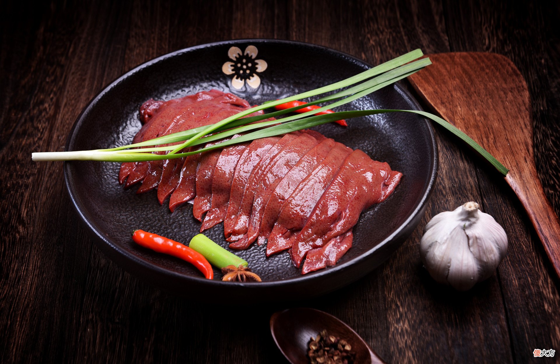 宝宝吃米糊后先加肉还是先加菜，很多妈妈搞反，会影响孩子的智商