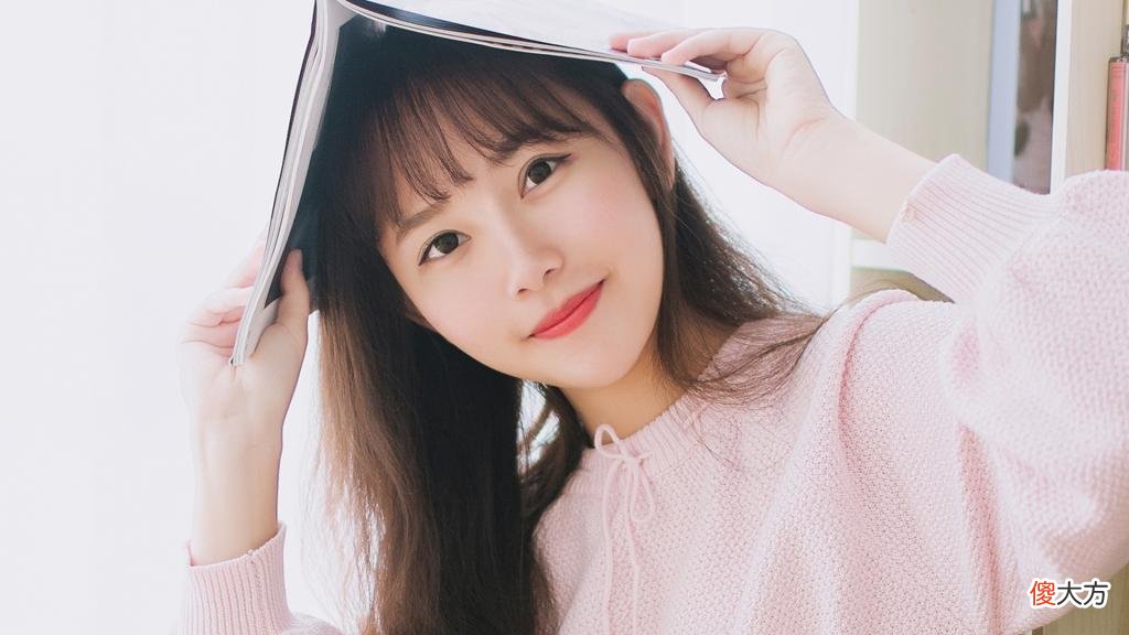 女孩子大姨妈来了怎么哄她 女孩子来大姨妈应该怎么哄她
