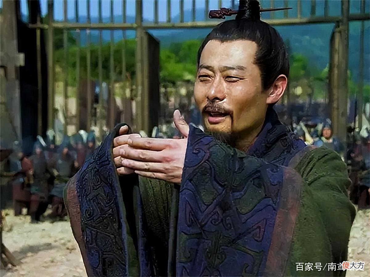 【历史故事】刘备骗他、诸葛亮欺他、关羽看不起他，但他才是三国最有本事的人