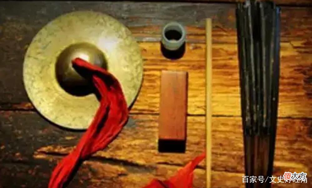 【历史故事】江南大侠甘凤池武功高强，却被农夫一鞭抽死，这究竟是怎么回事