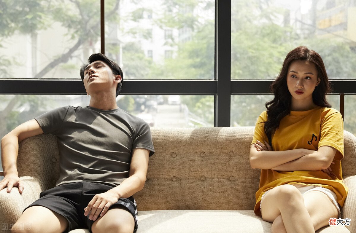 彩礼没少出，婚后不同房，才知自己找了个女同媳妇，只好起诉离婚
