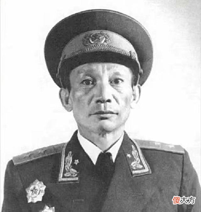 【历史故事】1937年,吴先恩回到延安,发现妻子嫁给罗荣桓,毛主席处理真高明