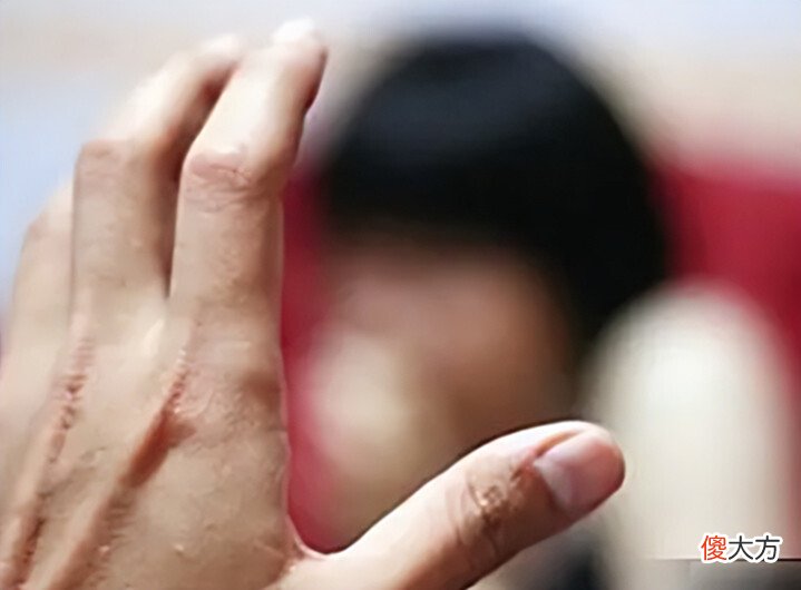 【历史故事】重庆“色院长”落马记，拥有20多个情人，自称：招人喜欢我也没办法