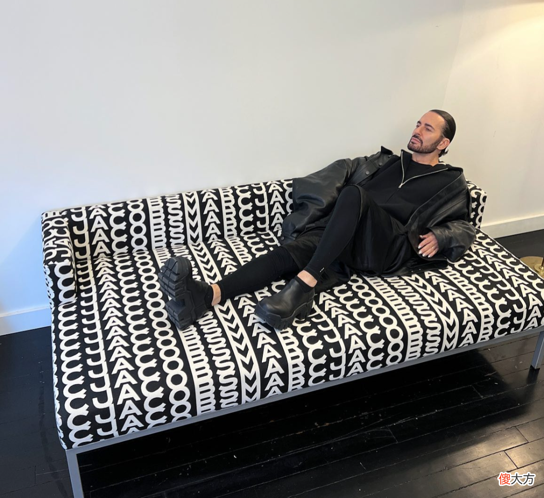 【就爱时尚】他成为了 Marc Jacobs 的男星面孔！